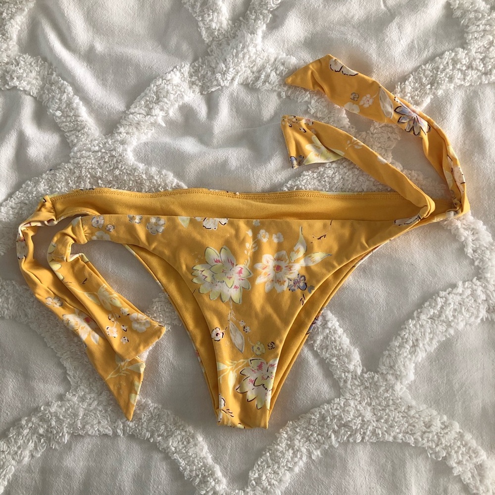 Womens Festival Floral Hawaii Yellow Bikini Bottom